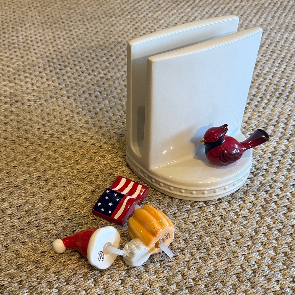Nora Fleming Ceramic Napkin Holder with 4 Minis